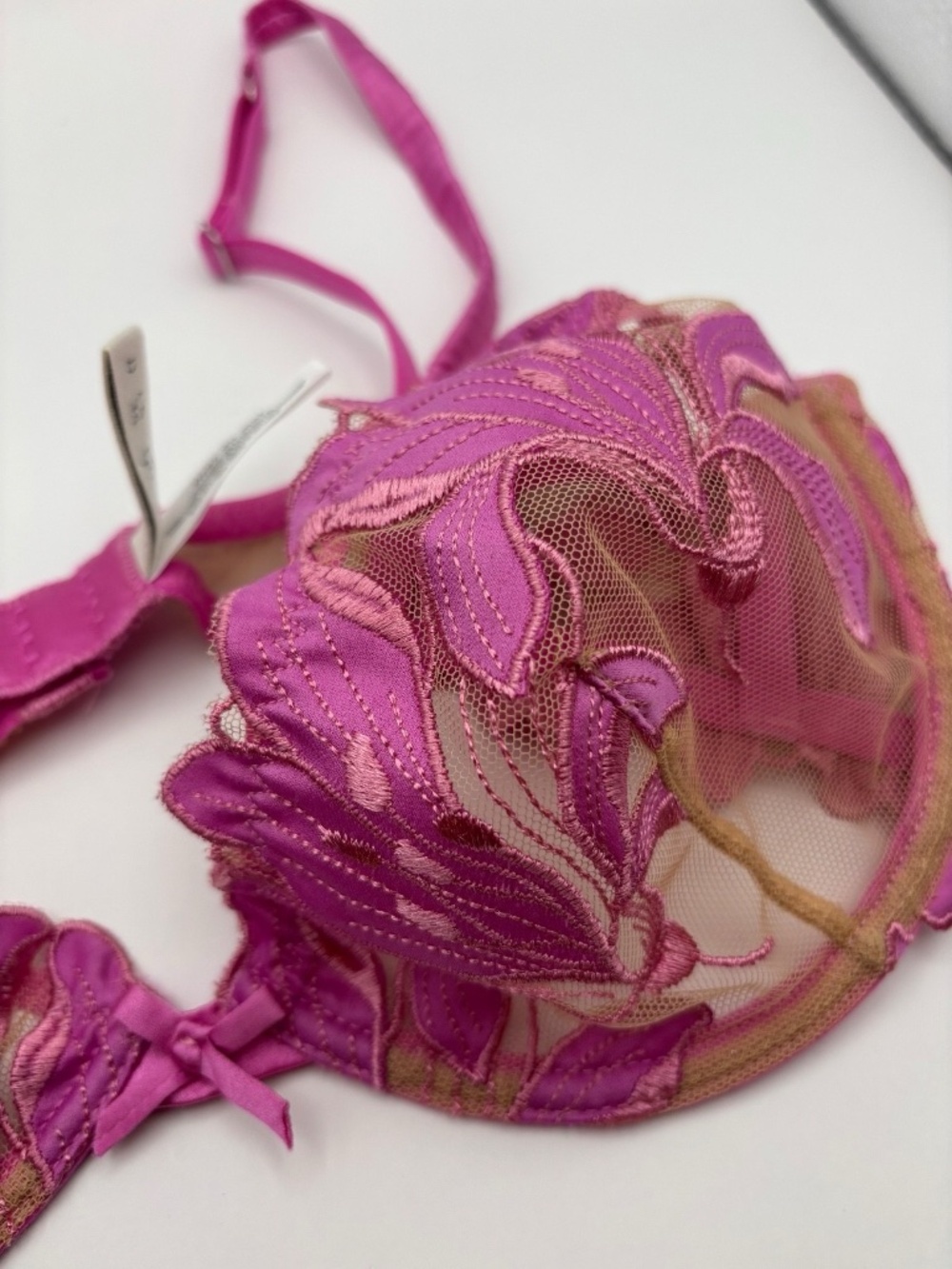 Fleur du Mal Pink Embroidered Lace Sheer Underwire Bra 34D Silk Blend Luxury